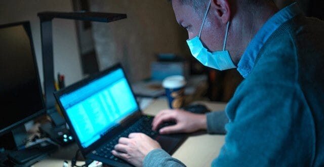 المدراء بعد تجربه فايروس كورونا العمل من المنزل ناجح